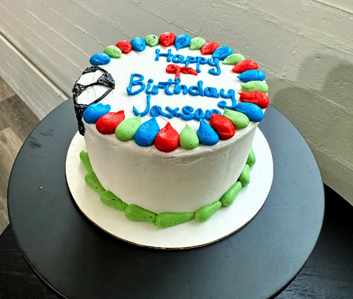 8 inch, double-layer cake | Molly's Gluten-Free Bakery